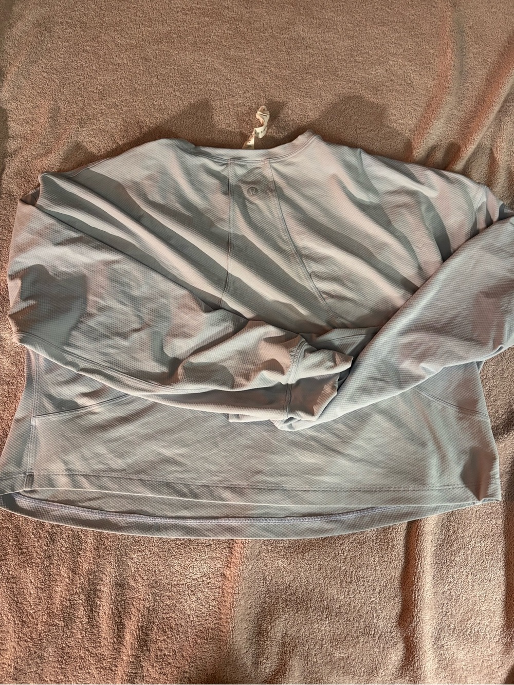 lululemon athletica Pale Blue Cropped Crewneck Shirt - Picture 4 of 4